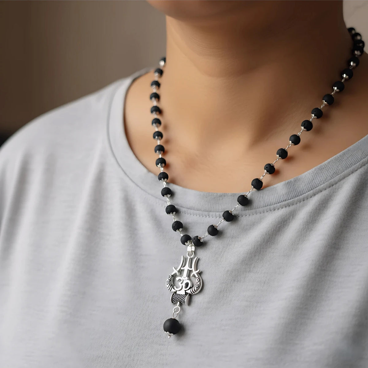 Brhmagyaan Brhmagyaan Silver Plated Karungali Necklace with Trishool Pendant Brass Necklace Beads Wood Pendant Set